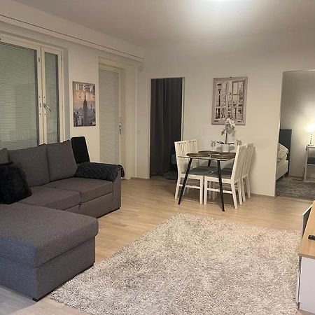Modern City Apartment With Sauna Nearby The Airport 반타 외부 사진